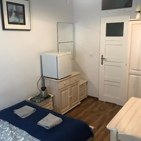 W Starej Lesnej Стегна