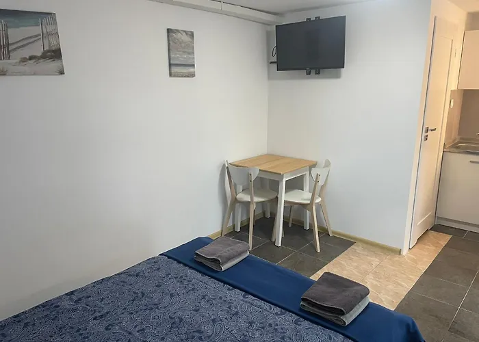 W Starej Lesnej 3* Stegna (Pomerania)